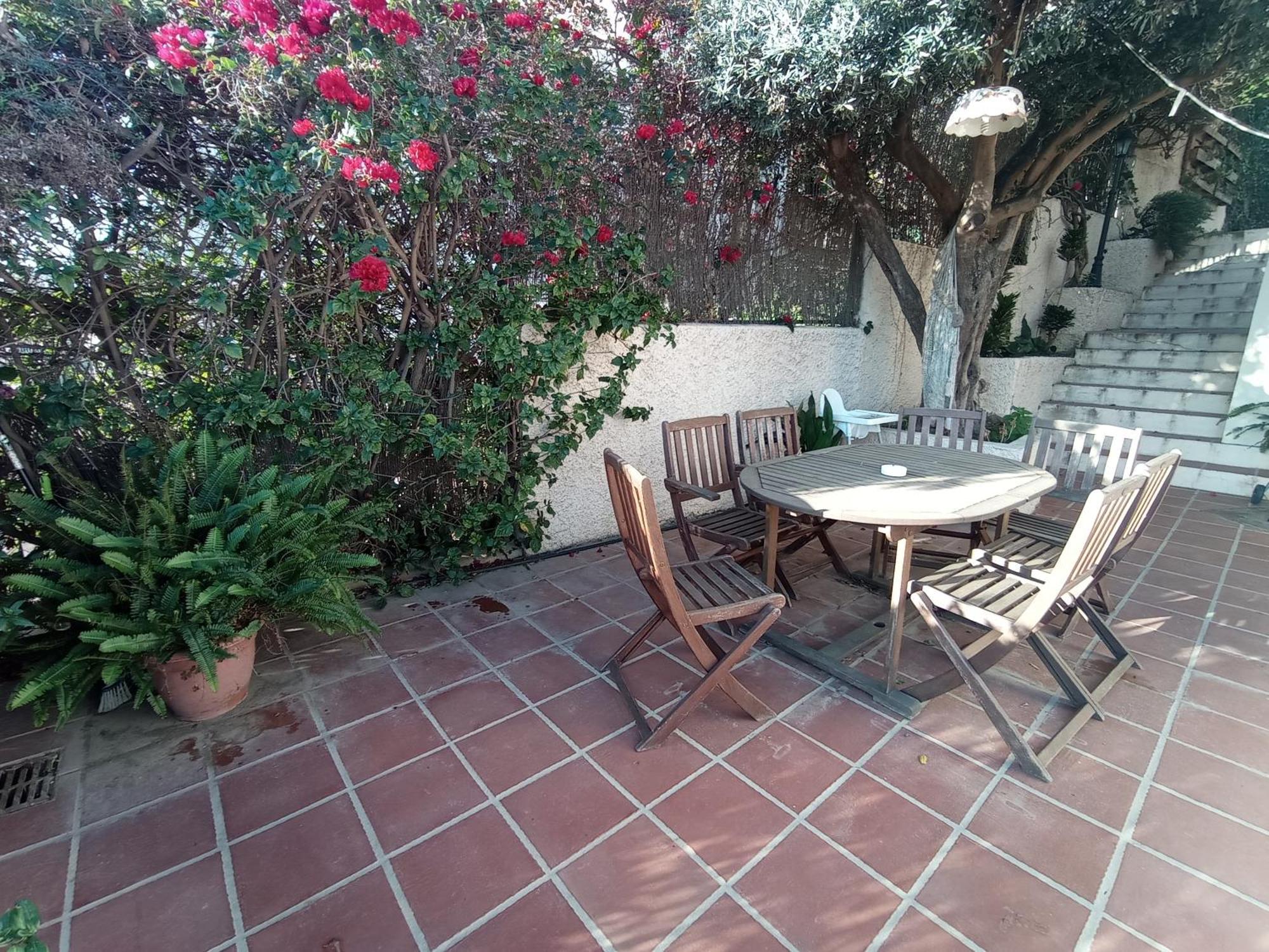 Apartamento En Villa Con Piscina 말라가 외부 사진